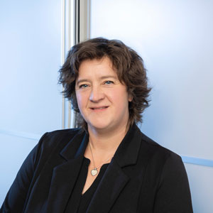 Dr. Julia Steinberg-Böthig, FIZ