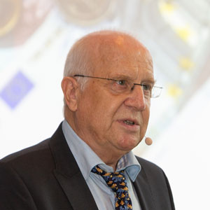 Dr. Manfred Klinkhardt